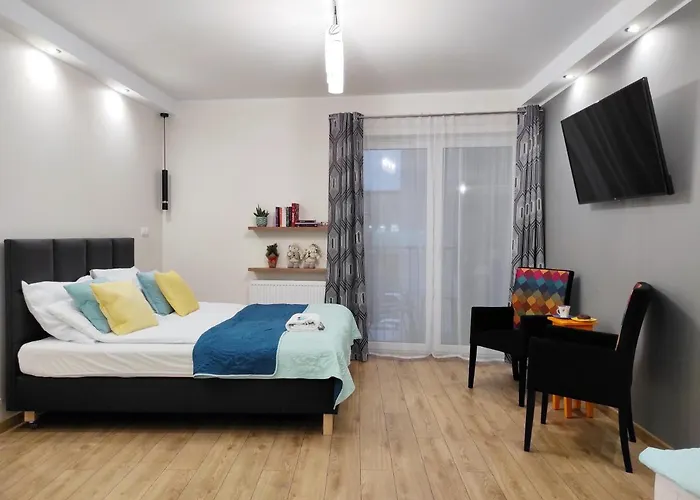Lägenhet Kilinski - Apartamentylove, Prywatny Garaz, Centrum, Self Check - In, F-vat Łódź